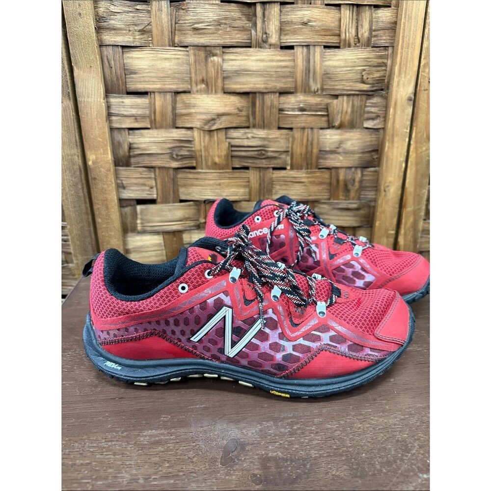 New Balance Men's MO99 Multi-sport Shoe - Picture 2 of 7